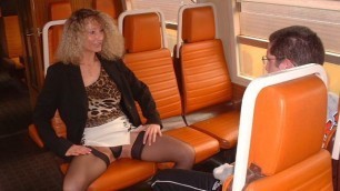 french Milf et puceau dans le train