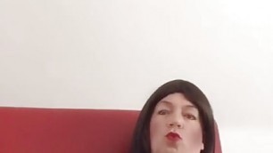 Nicki-Crossdress teasing Cock in sexy Lingerie & Stockings